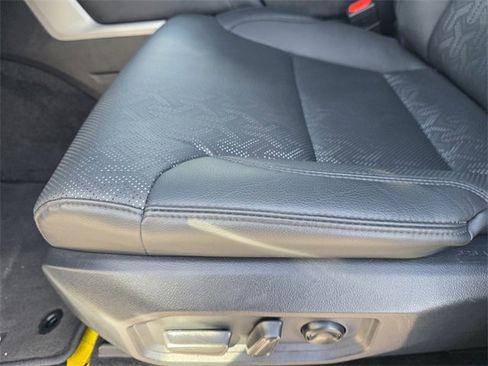 Used 2025 Toyota Tundra Limited image 19