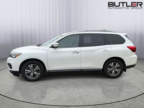 Used 2019 Nissan Pathfinder SL FWD image 7