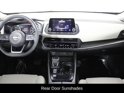 Used 2023 Nissan Rogue SV w/ SV Premium B Package FWD image 13