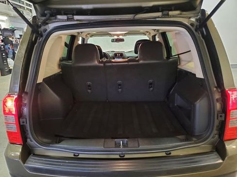 Used 2015 Jeep Patriot High Altitude image 24