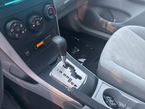 Used 2010 Toyota Corolla image 25