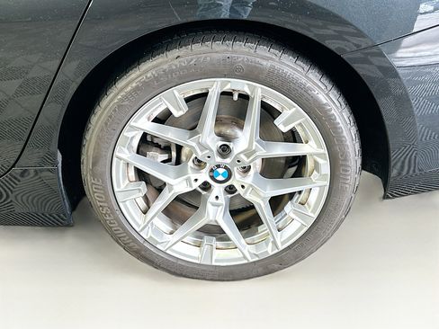 Used 2025 BMW 330i Sedan image 11