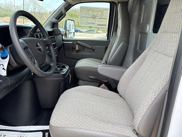 New 2025 GMC Savana 3500 w/ Power Convenience Package RWD image 7