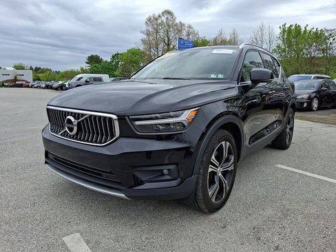 Used 2021 Volvo XC40 T5 Inscription w/ Climate Package AWD/4WD image 5