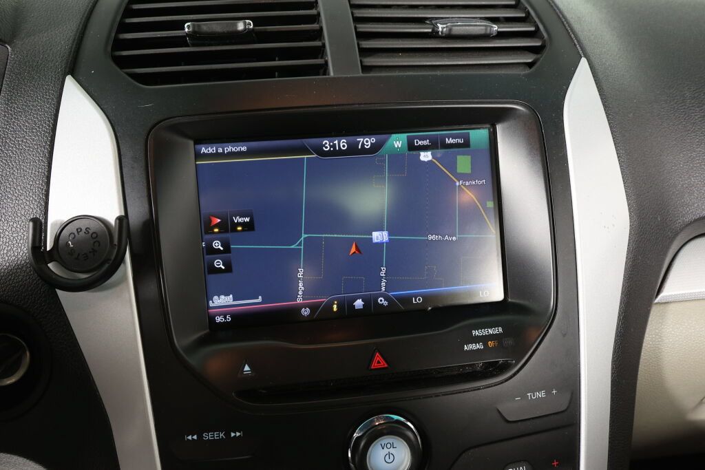 Used 2014 Ford Explorer XLT w/ Equipment Group 202A FWD image 34