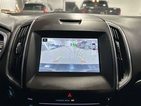 Used 2016 Ford Edge Sport w/ Technology Package image 27