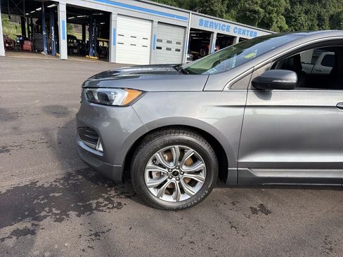 Used 2024 Ford Edge Titanium AWD/4WD image 15