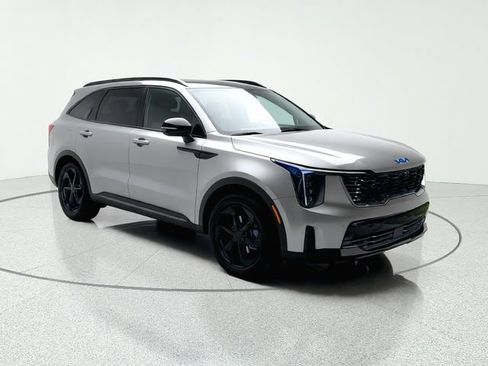 Certified 2026 Kia Sorento SX Prestige AWD/4WD image 8
