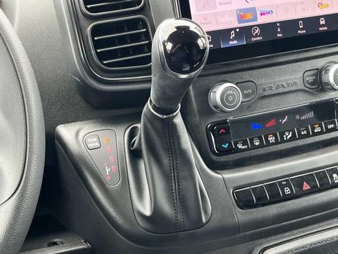 New 2026 RAM ProMaster 2500 w/ Premium Convenience Group FWD image 24