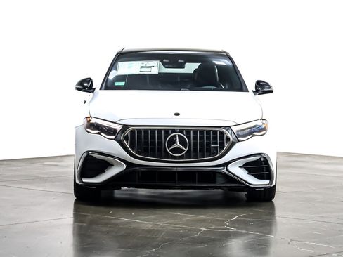 New 2026 Mercedes-Benz E 53 AMG e 4MATIC Sedan image 2
