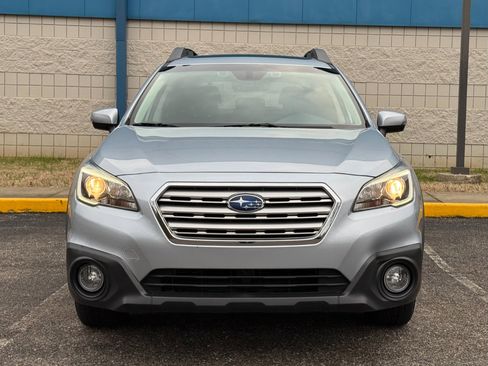 Used 2017 Subaru Outback 2.5i Premium image 2