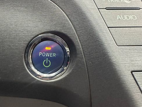 Used 2013 Toyota Prius Three w/ Solar Roof Pkg image 14