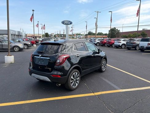 Used 2021 Buick Encore Preferred AWD/4WD image 7