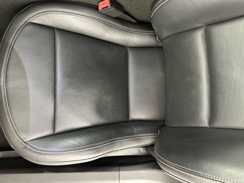 Used 2015 Chevrolet Corvette Stingray Convertible w/ 2LT Preferred Equipment Group RWD image 23