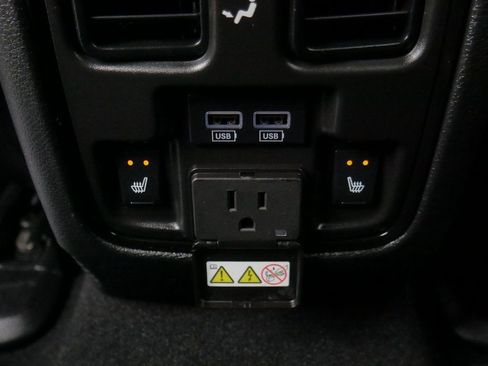 Used 2024 Dodge Durango R/T image 32