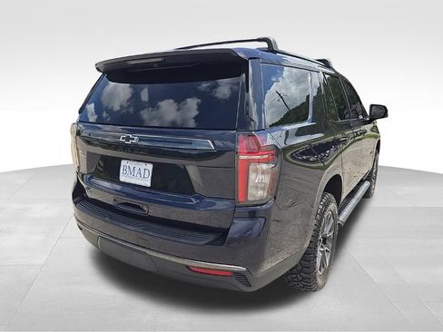 Used 2021 Chevrolet Tahoe Z71 w/ Z71 Signature Package AWD/4WD image 13