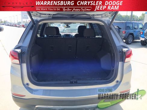 Used 2024 Chevrolet Equinox LT AWD/4WD image 32