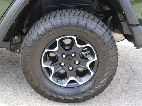 Used 2023 Jeep Wrangler Unlimited Rubicon 4xe w/ Cold Weather Group AWD/4WD image 7