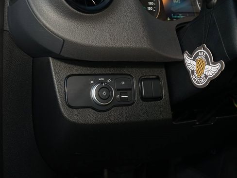 Used 2022 Mercedes-Benz Sprinter 3500 image 19