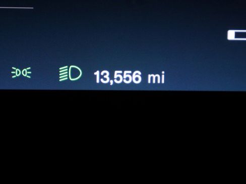 Used 2024 Lucid Air Touring image 42