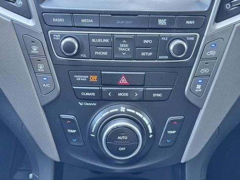 Used 2017 Hyundai Santa Fe Limited w/ Cargo Package FWD image 58