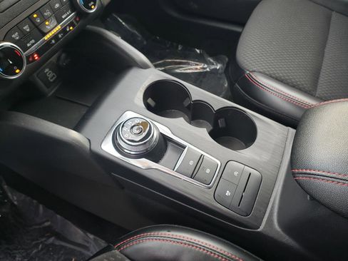 Used 2024 Ford Escape ST-Line image 38