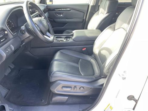 Used 2023 Honda Pilot EX-L image 16