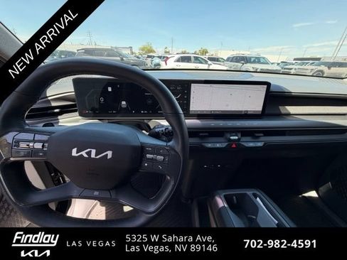 Certified 2026 Kia EV9 Light RWD image 11