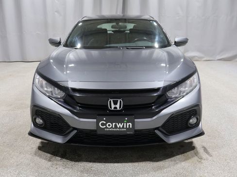 Used 2017 Honda Civic Sport image 6