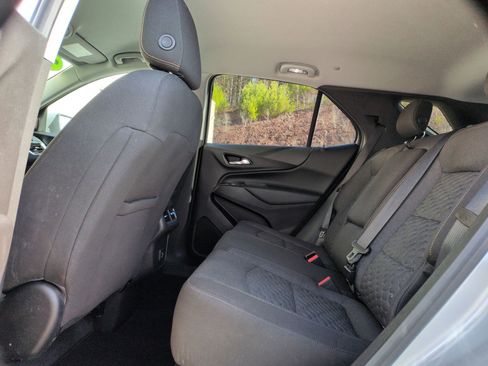 Used 2020 Chevrolet Equinox LT AWD/4WD image 15