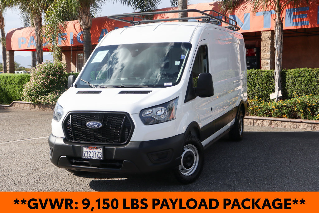 Used 2024 Ford Transit 250 148 Medium Roof RWD image 4