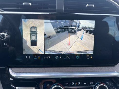 Used 2022 GMC Sierra 1500 Denali AWD/4WD image 16