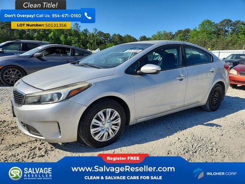 Used 2017 Kia Forte LX image 1