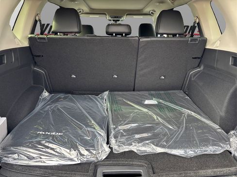 New 2026 Nissan Rogue Platinum w/ Platinum Premium Package image 11
