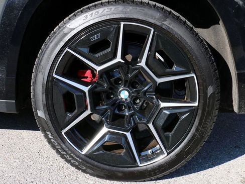 Used 2023 BMW XM image 9