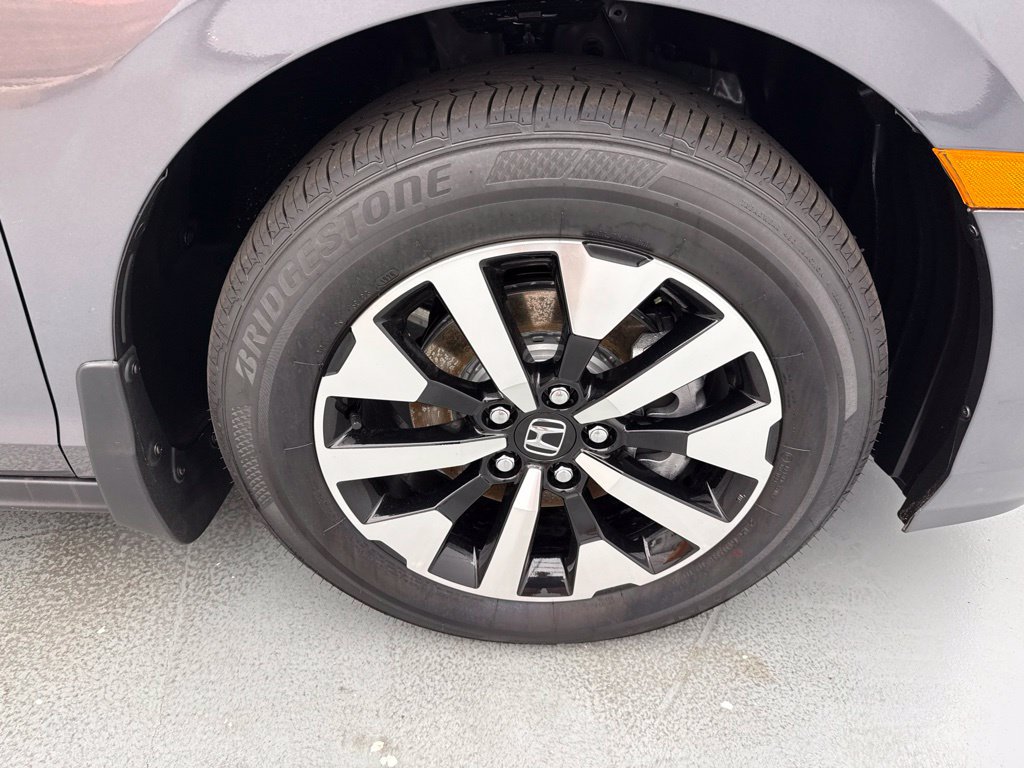 New 2026 Honda Odyssey EX-L image 13