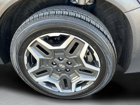 Used 2023 Hyundai Santa Fe Limited image 39