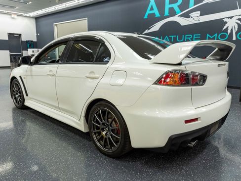 Used 2011 Mitsubishi Lancer Evolution GSR image 8