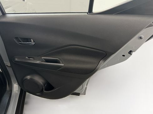 Used 2024 Nissan Kicks SV FWD image 30
