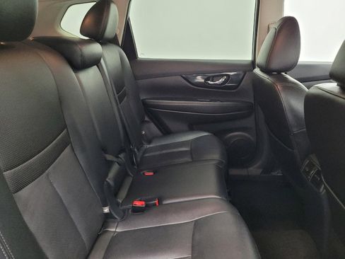 Used 2019 Nissan Rogue SL image 19