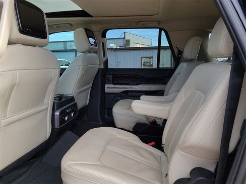 Used 2020 Ford Expedition Max Platinum image 16