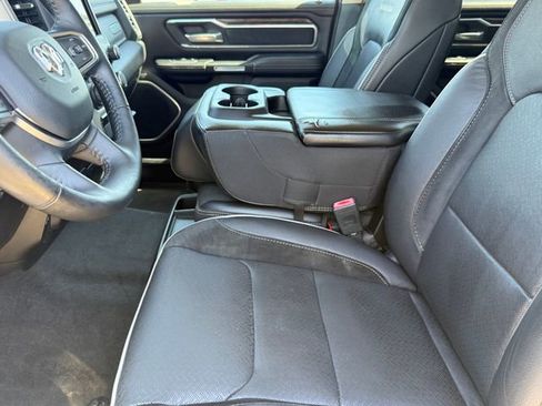 Used 2020 RAM 1500 Laramie w/ Off Road Group AWD/4WD image 7