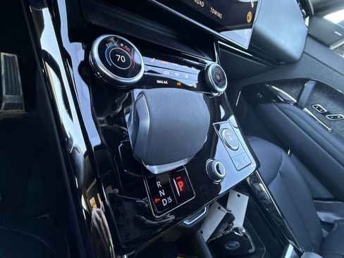 Used 2023 Land Rover Range Rover Sport First Edition image 20