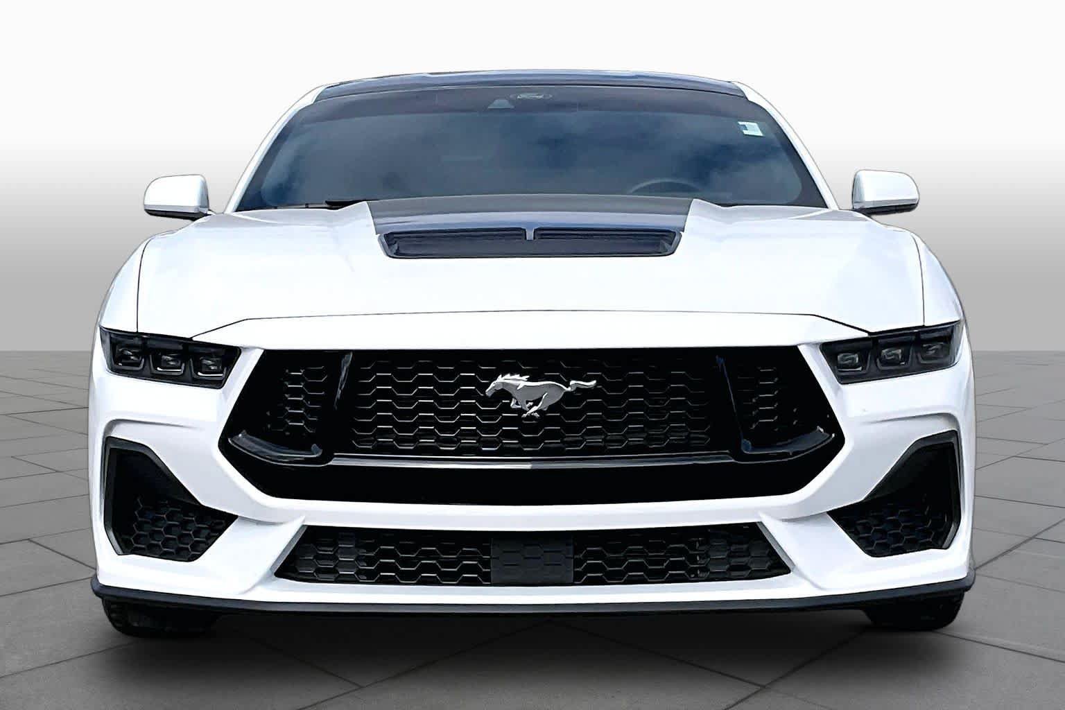 Used 2026 Ford Mustang GT Premium RWD image 4