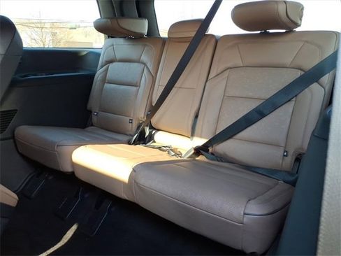 Used 2025 Lincoln Navigator Black Label image 14