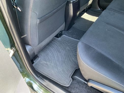 Used 2013 Toyota RAV4 XLE AWD/4WD image 29
