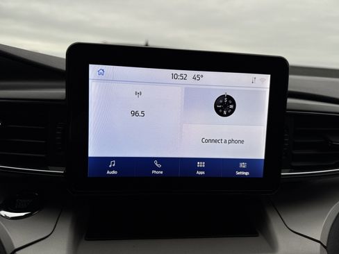 Used 2023 Ford Explorer XLT w/ Equipment Group 202A image 16