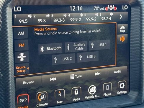 Used 2020 Jeep Wrangler Unlimited Sahara AWD/4WD image 23