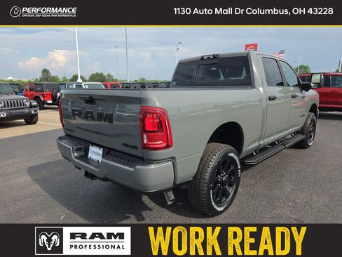 New 2026 RAM 2500 Big Horn AWD/4WD image 8