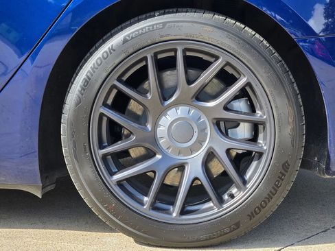 Used 2024 Tesla Model 3 Long Range RWD image 11